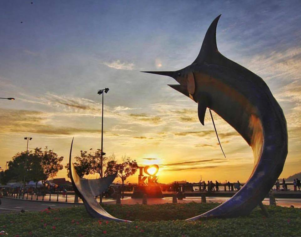 Marina Court Kota Kinabalu Sabah By Zizie Homes Buitenkant foto